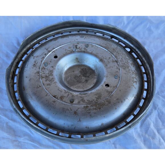 Buick Special 1960s Hubcap Chrome 14" Black Enamel Logo Vintage Skylark - Picture 12 of 13